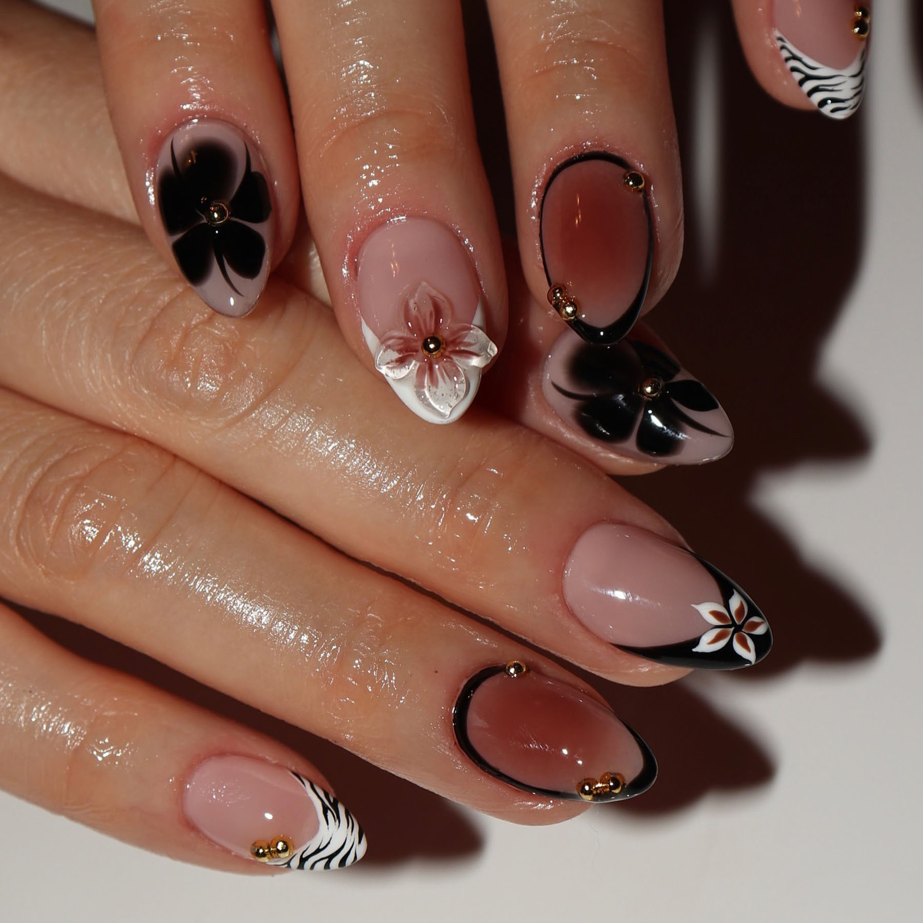 24pcs Flower False Nails Brown - đánh giá và giá Nail Art Flower